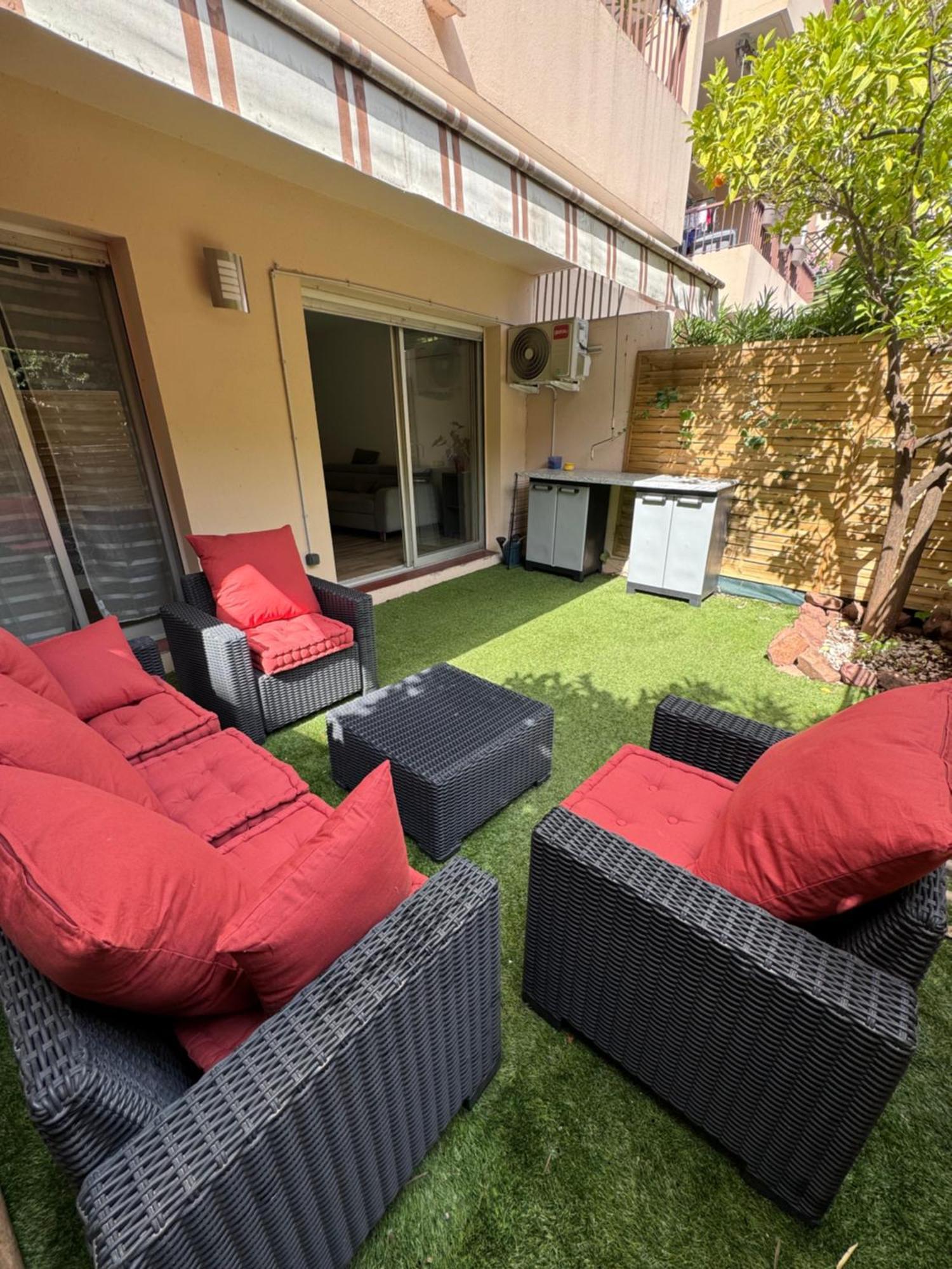 Appartement Avec Jardin *